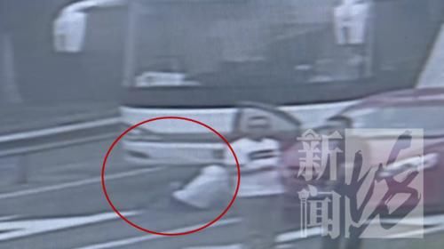  摄像头|晕！沪一对小情侣气炸了，合租房内发现针孔摄像头正对着床…