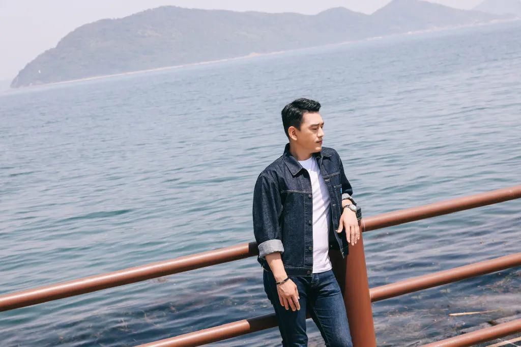  分饰两角|见过一人分饰两角的，但你见过一人分饰22角的吗？