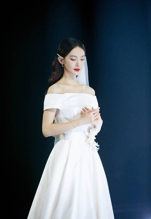  造假|《浪姐》投票被质疑造假，金晨蓝盈莹粉丝停止投票，及时止损