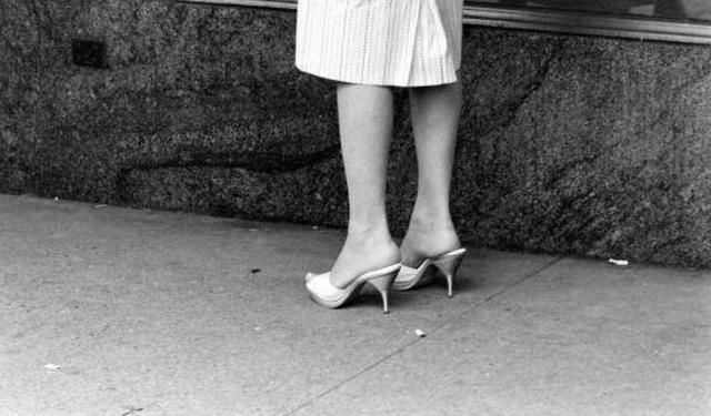 勒索|美国64岁女子网恋非洲男人，被骗到非洲囚禁一年多，还被勒索巨款