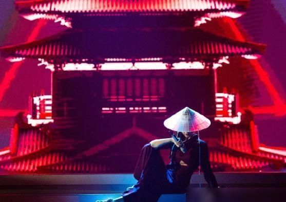  郁可唯|《浪姐》官微警告刷票，阿朵、郁可唯陷入争议，涨幅程度太浮夸！