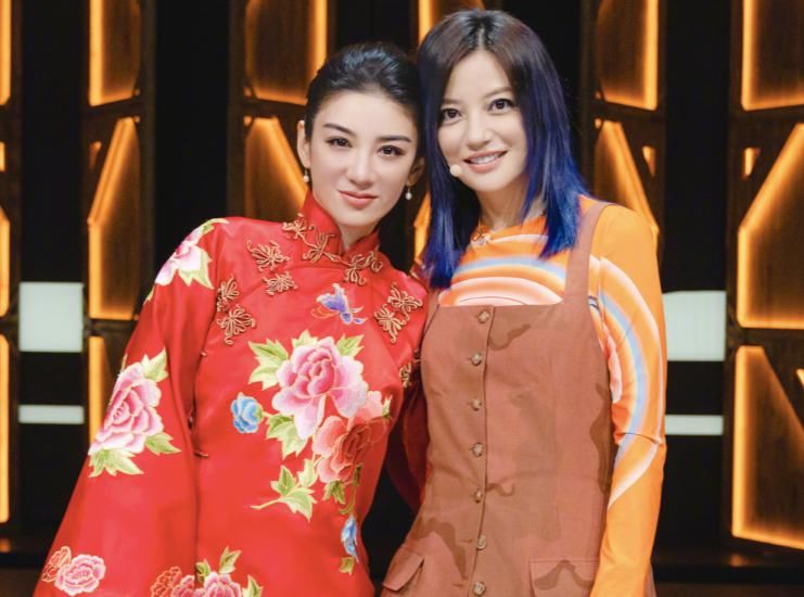 导演|黄奕上《演员请就位》后发文,我唯独留意她提及郭敬明,态度明显