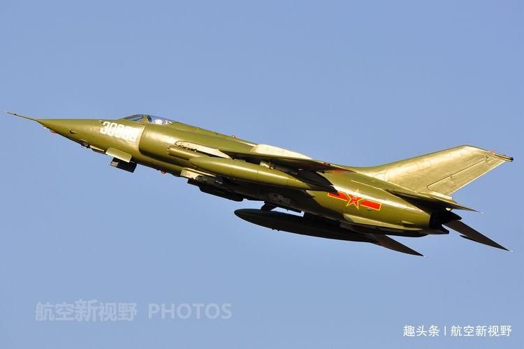 突击|孤身挂载氢弹单程突击，为对抗北方钢铁洪流而生，国产传奇战