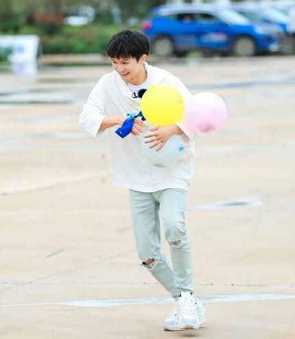  综艺天赋|周深：被综艺之神眷顾的艺人，这个节目效果导演都不敢拍