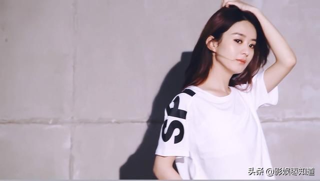  吃饭|《中餐厅》赵丽颖吃饭翻菜，甩脸离席引热议，粉丝质疑遭恶意剪辑