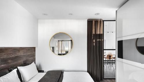  撞色|头一次见如此吸睛的撞色设计，极简空间+亮色单品，高级感爆棚