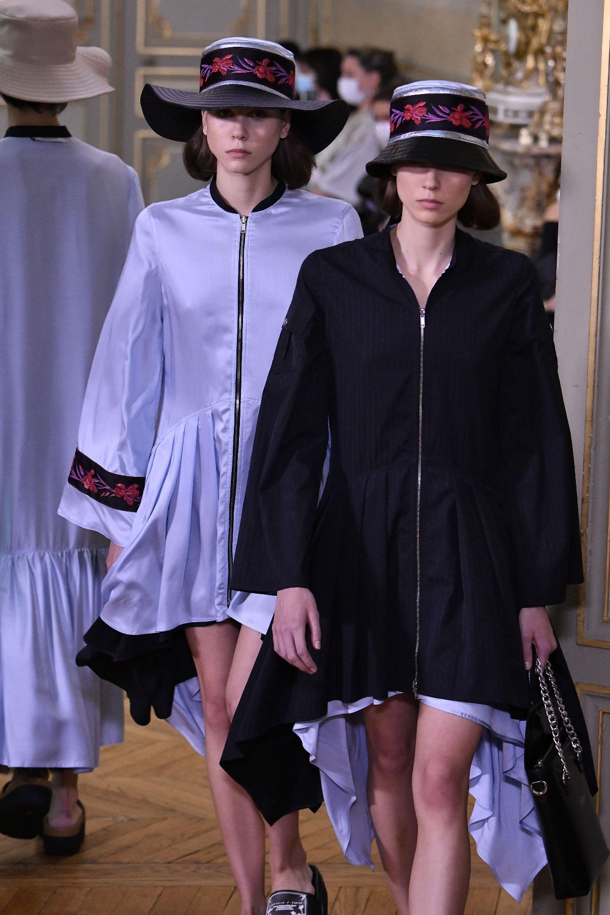 时装秀|巴黎时装周——Victoria Tomas品牌时装秀