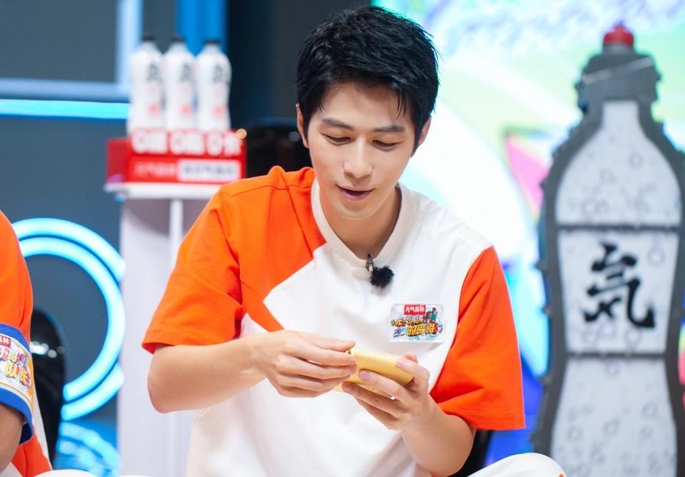  元气满满|陈学冬透露在娱乐圈人缘好秘诀：真诚和不设防