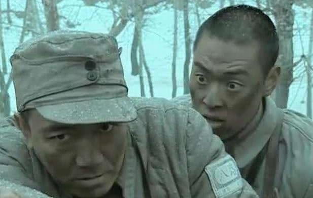  狼吞虎咽|新老亮剑魏和尚吃鸡对比：一个狼吞虎咽猛如虎，一个如同大家闺秀