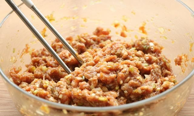  2勺|自制的美味早餐，香软柔滑，比普通水饺好吃更有滋味，特别回味