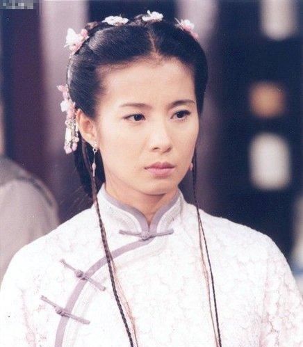  琼瑶阿姨|“最丑”琼瑶女郎，逼婚不成未婚夫另娶她人，如今52岁音讯全无？