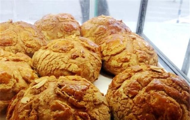  亲民|面包店里这5种面包, 价格亲民口感好, 有没有你经常吃的哪种呢?