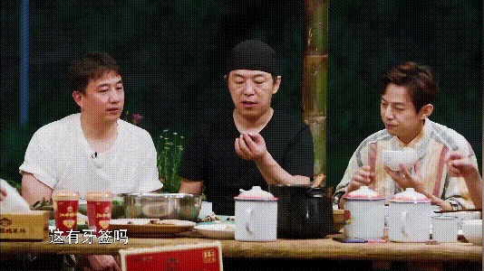  父爱|一边嫌弃，一边护犊子，黄磊对彭昱畅另类的“父爱”