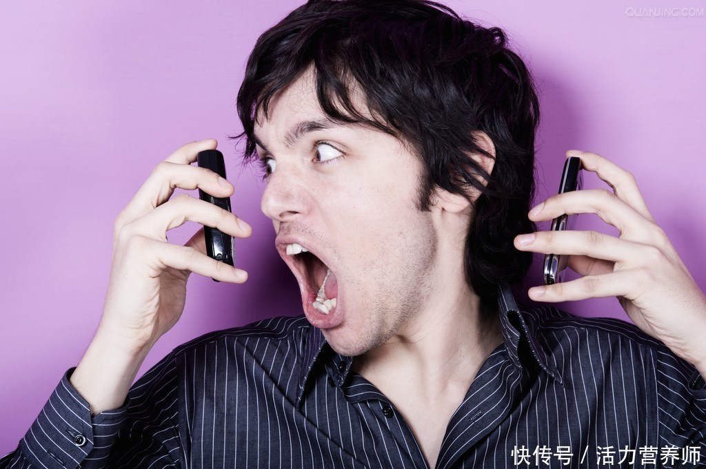 人类一分钟心跳是60次至100次(一分钟心跳多少次正常？如果不在60~100次的范围怎么办？要看看了)
