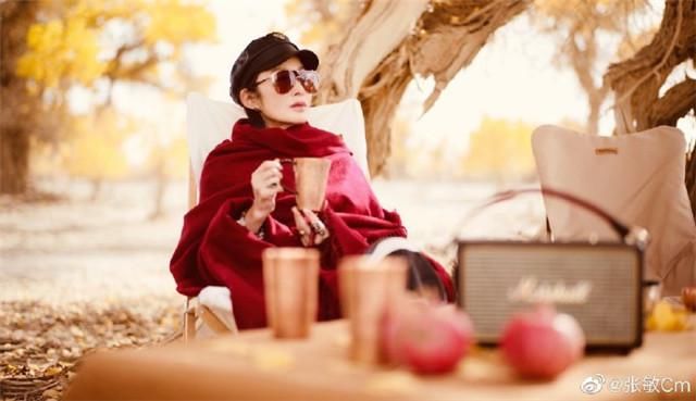 赵敏|“最美赵敏”张敏晒秋日美照，身穿红衣美丽依旧