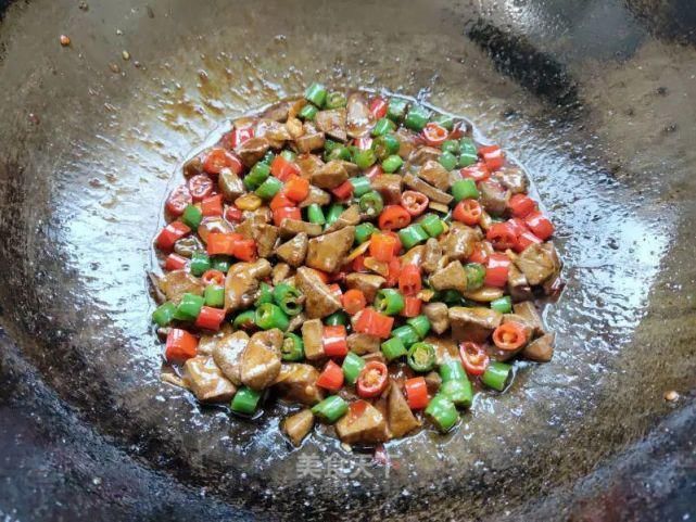豆瓣酱|不会炒猪肝的,一定要像这样炒鲜香滑嫩,非常好吃,超级下饭哦