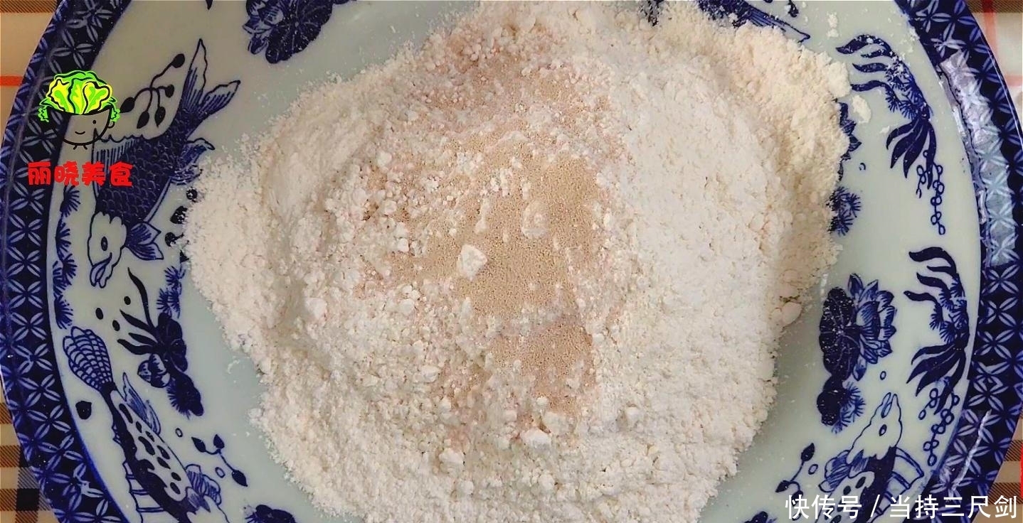 记住|蒸包子,记住不要直接上锅蒸,诀窍告诉你,出锅包子又白又软好吃