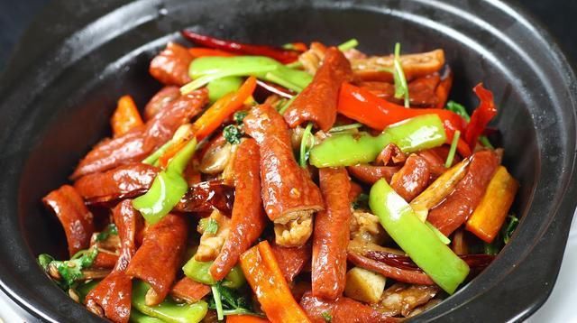  好吃|卤肥肠，肉质鲜嫩，自己做健康卫生，比外面买的好吃三倍