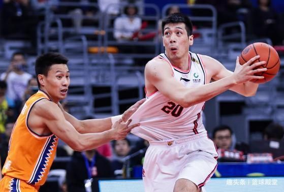  锋线|CBA版詹姆斯！杜锋培养全能锋线，能顶五个位置，攻守顶级！
