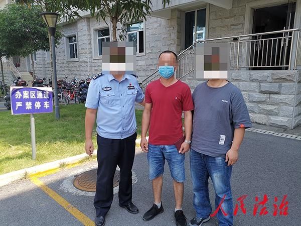 合成作战中|广西百色：外省逃犯落网户政窗口