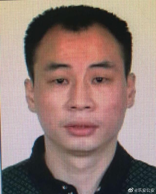  家属|江西入室杀人案受害者家属发声，监控拍下曾春亮入室画面，抓捕现场曝光