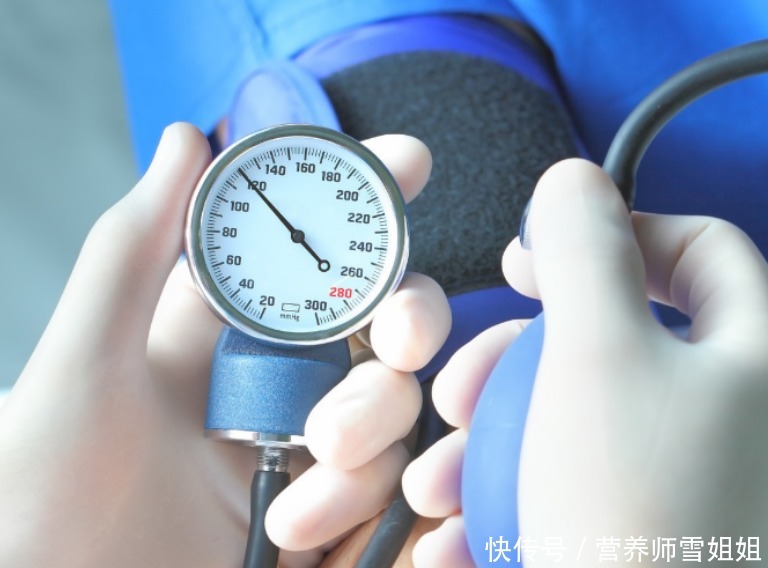  医生|28岁男子，拍婚纱照晕倒，医生查明原因后，准新娘说啥不嫁了