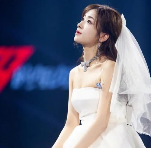  成团|《浪姐》成团爆冷门，张含韵蓝盈莹陪跑，王霏霏是观众的意难平