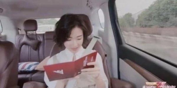  节目|为啥大家都喜欢万茜？当得知许飞也来参加节目后，下意识的三个字大快人心！