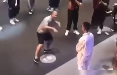 晋级|giao哥被淘汰,药水哥晋级!主要有三个原因,吴亦凡表示无奈