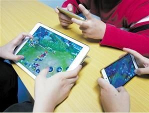  手机|10岁小学生花2万多元“换肤”，“神兽”们，请小心游戏里的骗局！