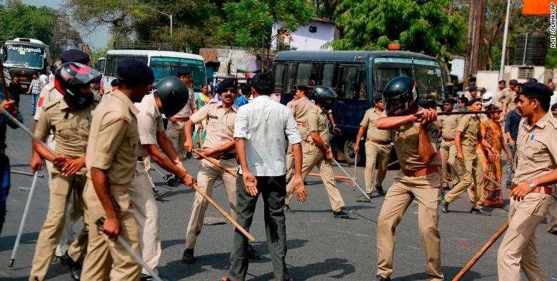 火化|死难瞑目!印度新冠死者火化被拒,这帮高种姓人:“别死在这”