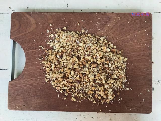  核桃|烘焙师揭秘真正的核桃酥做法，不放臭粉不放酥脆剂，太香酥了