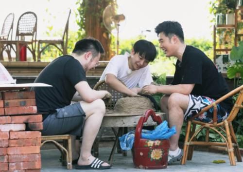  感动|向往的生活收官，陈赫被劝饭，娜娜子枫友情感动，黄磊宋丹丹哭了