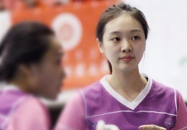  不幸|女排第一美女，13岁被郎导，不幸因伤，19岁退役