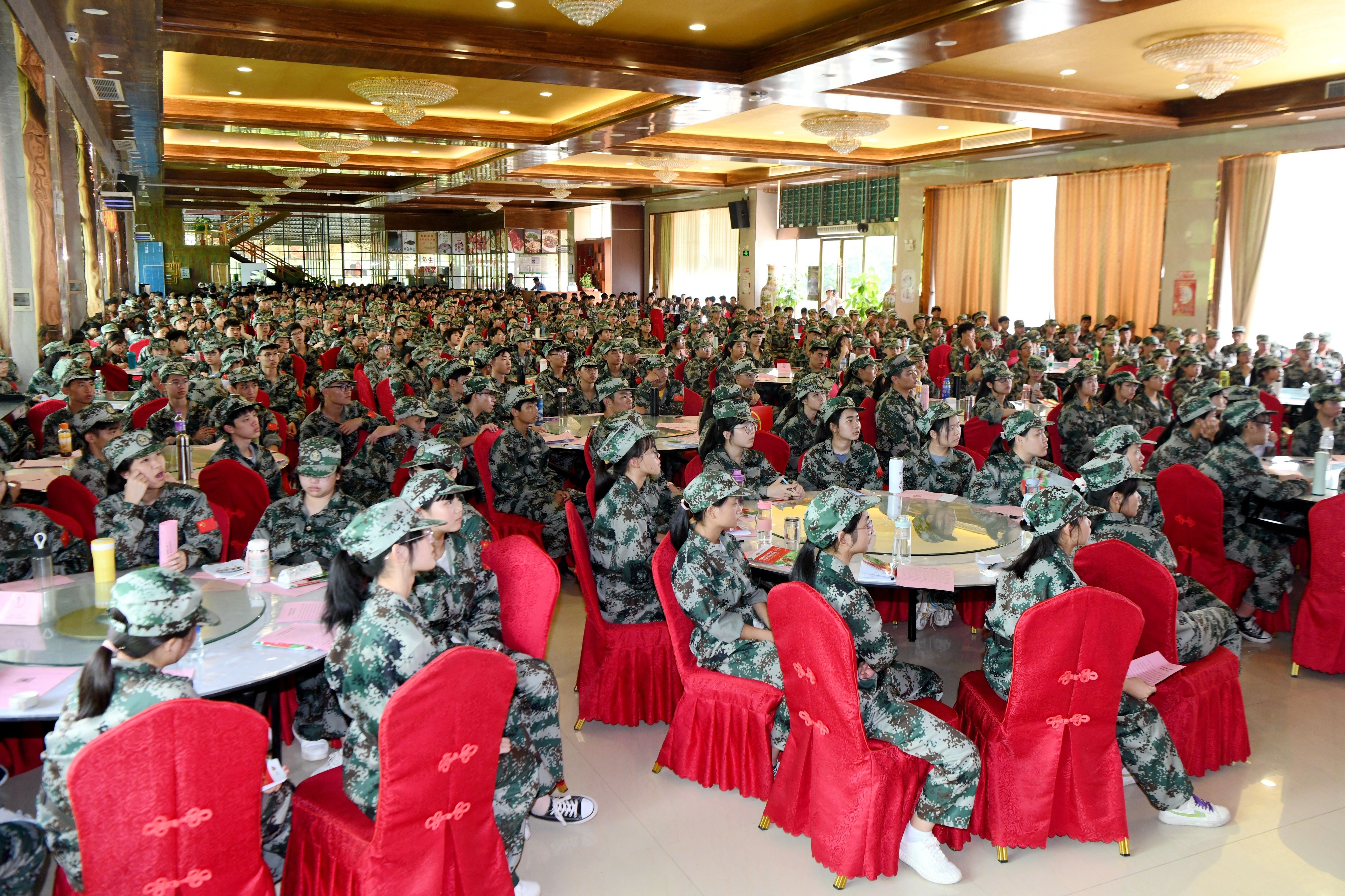 别人|“走过最长最远的路，就是别人的套路”