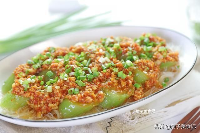  食材|秋天，学会这7道蒜蓉粉丝蒸菜，时令食材，好吃过瘾，全家都点赞