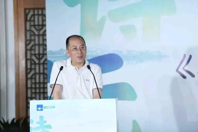  大多都|文旅综艺类节目《还有诗和远方》，嘉宾张国立尚雯婕，是否期待？