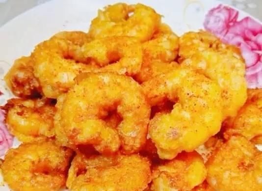  小吃|酥皮椒盐虾仁（教你一道鲜爽可口、好吃美味的精品小吃）。