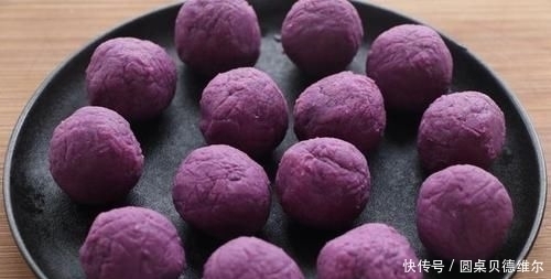 好吃|面粉特别的创意做法,加2个紫薯,比包子馒头都好吃,酥得直掉渣