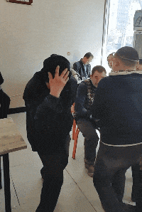 趣图|搞笑GIF趣图:有些事,该发生的时候,怎样拦都拦不住