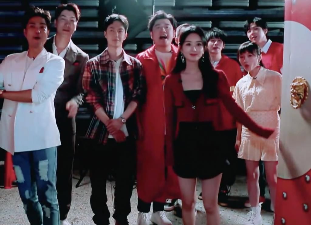  神仙|神仙姐弟同框！赵丽颖做客《天天向上》，王一博举动体现两人关系