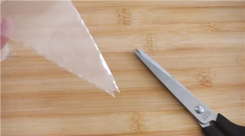 便当|开工便当就来吃仙人球蛋糕吧,这超级可爱的杯子蛋糕,萌翻天了