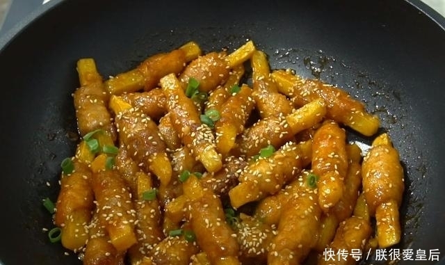 解馋|土豆新吃法，不炒不用炖，酸甜又开胃，孩子三天两头点名吃，解馋