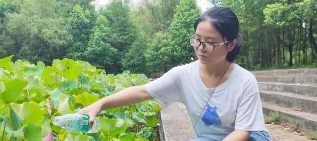  留守|留守女孩高分报北大考古，被喷没“钱”途？穷人家的孩子也有权利追逐梦想