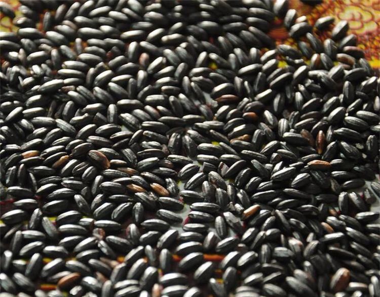  年轻|女性想要保持年轻，常吃4种食物，排毒清肠，美容护肤，抗衰老