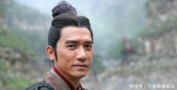 曹操|曹操如何评价周瑜? 史书上这一描述, 让周瑜跌下神坛!