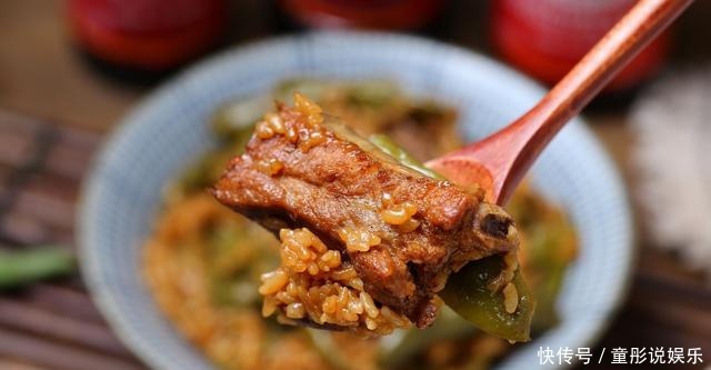  开锅|大热天就用电饭煲做懒人饭，一开锅香气扑鼻，简单省事好吃极了