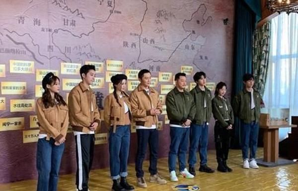 跑男|沙溢问胡可要8万,买一个打火机,胡可一句话打消沙溢念头