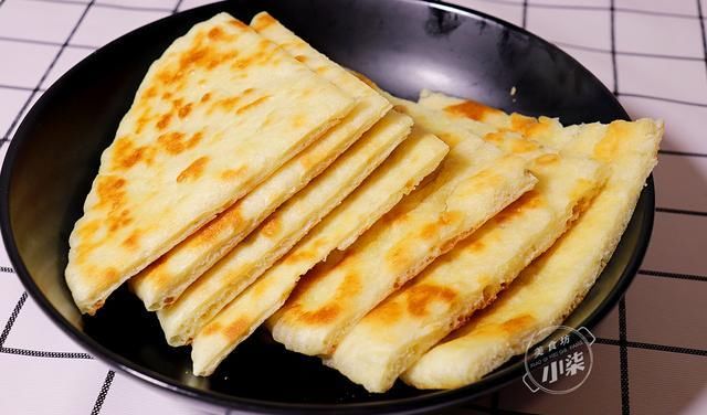 面粉|面粉别炸油条了,试试这样做,柔软香酥,保证吃一次就念念不忘