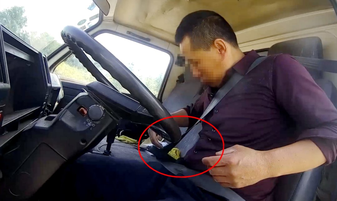  白家庄|五台白家庄这司机，竟让交警哭笑不得